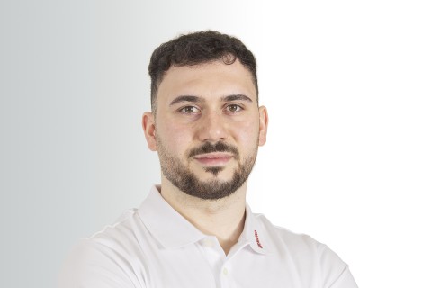 Gaetano Zirilli Einkauf Telefon +49 7681 4073-20  gaetano.zirilli@hugro.com