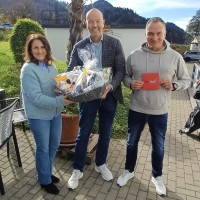 Mit großer Freude gratulieren wir Angelina Curia-Gutmann zu 25 Jahren im Unternehmen – eine beeindruckende Zeit voller Engagement und Teamgeist.  Ebenso feiern wir Ralf Kaszemek, der sein 30-jähriges Jubiläum begeht. 